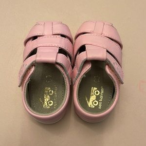 See Kai Run Brook III Sandal (Baby/Walker) PINK size 4 Gently used.